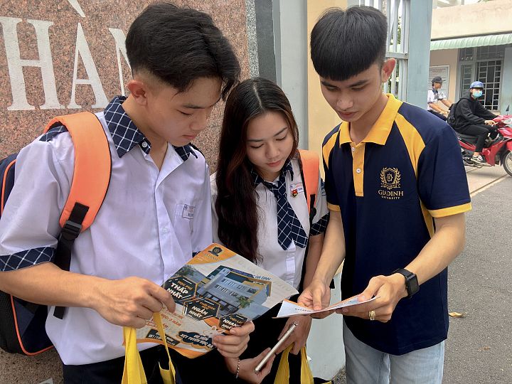 Thí sinh tham khảo cách làm hồ sơ thi tốt nghiệp THPT và xét tuyển ĐH 2020