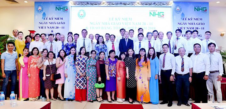 Toàn thể Ban giám hiệu - Giảng viên - Nhân viên đại học Gia Định