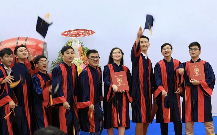 Cơ hội nhận học bổng Đại sứ GDU khi đăng kí sớm