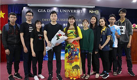 Tiến sĩ Phạm Thành Thái lần đầu tiên tham gia chia sẻ truyền cảm hứng cho sinh viên Việt Nam