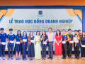 Khoa Khoa học xã hội - Ngôn ngữ quốc tế nhận gói học bổng 100 triệu/học kỳ từ các doanh nghiệp 