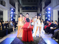 Fashion show: Bản giao hưởng của ánh sáng và bóng tối  