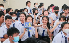 Cùng học sinh trường THPT Tân Hưng (Tây Ninh) tạo nên một tuổi trẻ khát khao ở chương trình “Để trở thành công dân số” 