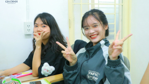 Thầy cô khoa Khoa học xã hội – Ngôn ngữ GDU gặp gỡ tân sinh viên đầu khóa 