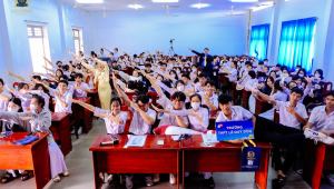 Chương trình "Để trở thành công dân số" được tổ chức lần đầu tiên tại Trường THPT Lê Quý Đôn, Tây Ninh 