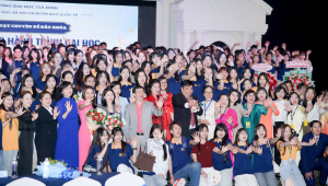 Khởi đầu hành trình đại học cùng K20 Khoa Khoa học Xã hội và Ngôn ngữ Quốc tế 