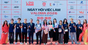 Sinh viên GDU trải nghiệm thực tế tại Hội chợ việc làm Logistics