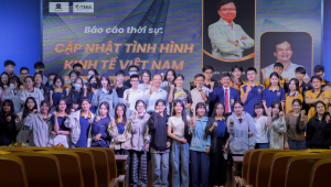 Sinh viên Khoa Quản trị - Marketing mở khóa tư duy thời đại mới qua hội thảo chuyên đề