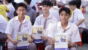 Đồng hành cùng Trường THPT chuyên Lê Hồng Phong xây dựng văn hóa mạng văn minh cho học sinh