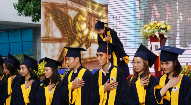 Trường Đại học Gia Định tổ chức Lễ Tốt nghiệp và trao bằng cử nhân cho gần 200 sinh viên