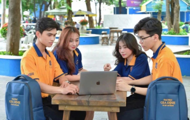 Học đại học nào để không chịu cảnh thấm mệt khi di chuyển giữa nhiều cơ sở