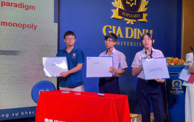 Học sinh tranh tài năng lực tiếng Anh tại cuộc thi IELTS Spelling Championship