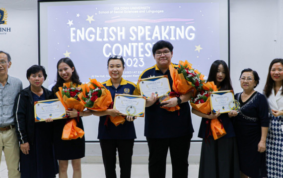 Sinh viên năm nhất ngành Ngôn ngữ Anh giành giải nhất cuộc thi hùng biện Tiếng Anh GDU 2023 