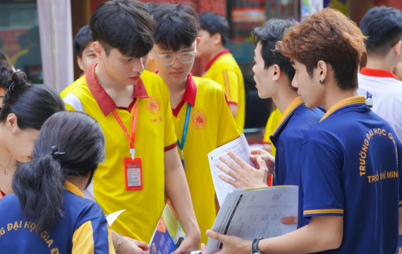 Trường Đại học Gia Định đồng hành cùng học sinh THCS - THPT Nam Việt tại Ngày hội Tư vấn hướng nghiệp 2026
