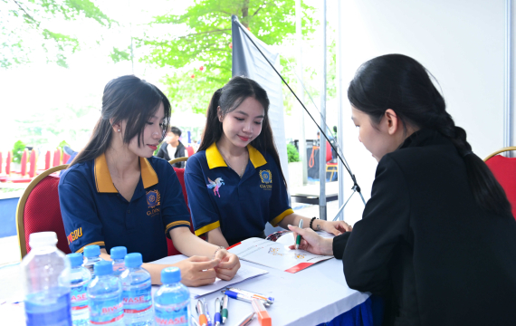 Những khoảnh khắc đáng nhớ tại Ngày hội Việc làm - Kết nối doanh nghiêp 2025