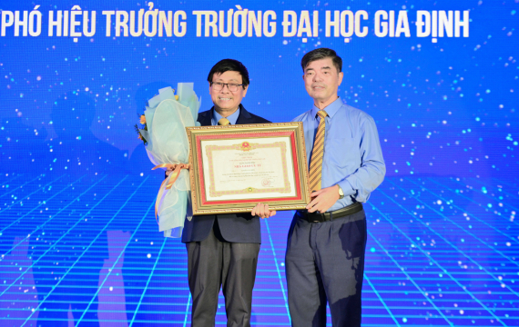 Ngân khúc tri ân, GDU tôn vinh những “người thợ” dệt tương lai