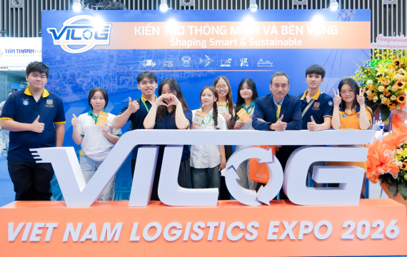 Sinh viên GDU "chạm nghề" tại Triển lãm Quốc tế Logistics Việt Nam 2026