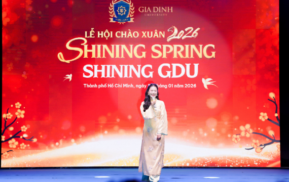 Diễn viên Lâm Vỹ Dạ và nhạc sĩ Nguyễn Văn Chung khuấy động Lễ hội Chào Xuân 2026 tại Trường Đại học Gia Định