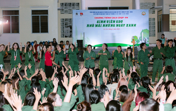 Sinh viên GDU “đại náo” trường quân sự, bùng nổ trong đêm Gala