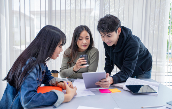 Học Điều Dưỡng Ra Làm Gì? 9 Lựa Chọn Nghề Nghiệp Đột Phá, Thu Nhập Hấp Dẫn