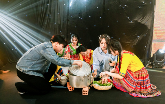 Music Show “Dưới Ánh Mặt Trời”: Bản hòa tấu rực rỡ của khát vọng tuổi trẻ GDU