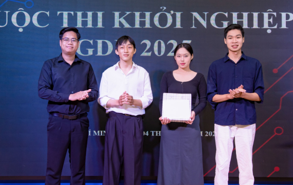Dự án “Cho thuê trang phục sự kiện Dressup” giành giải Nhất cuộc thi Khởi nghiệp GDU 2025