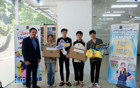 GDU trao tặng học bổng khuyến học cho học sinh lớp 12 khu vực ảnh hưởng thiên tai