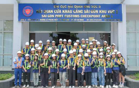 Ngành Logistics học ở đâu tốt? Gợi ý các tiêu chí lựa chọn trường