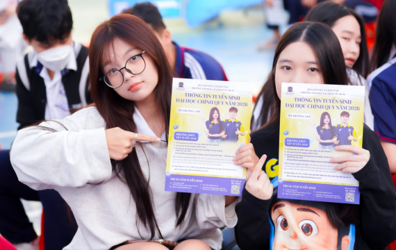 Ngành Thương Mại Điện Tử Học Trường Nào? Top Trường Uy Tín & Dễ Trúng Tuyển 2026