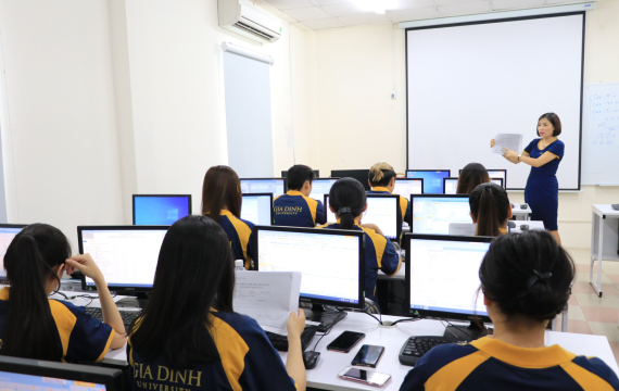 Chương trình đào tạo ngành Truyền thông đa phương tiện – Khóa 15: Hành trang vững chắc cho thế hệ sáng tạo số