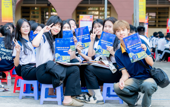 Quy trình xét học bạ: Con đường vào Đại học không chỉ bằng điểm thi