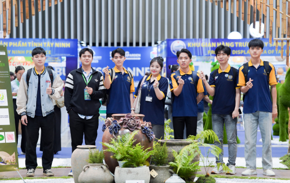 Ngành Quản trị Kinh doanh Đại học: Định hướng chọn ngành và lộ trình phát triển bền vững