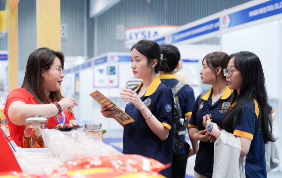 Ngành Quản trị Kinh doanh tuyển sinh: Phương thức, điều kiện và quy trình đăng ký