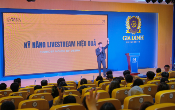 Cơ Hội Việc Làm Ngành Thương Mại Điện Tử Hiện Nay