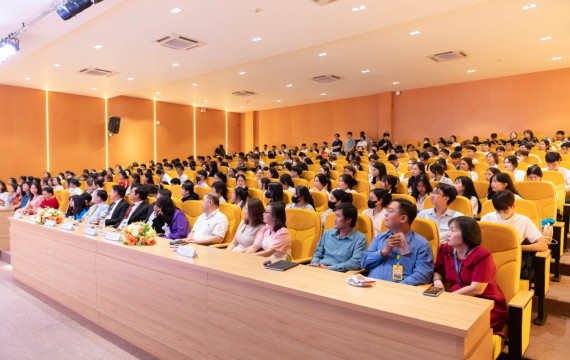Truyền thông trực quan và ứng dụng thực tiễn: Khi hình ảnh lên tiếng mạnh mẽ hơn lời nói