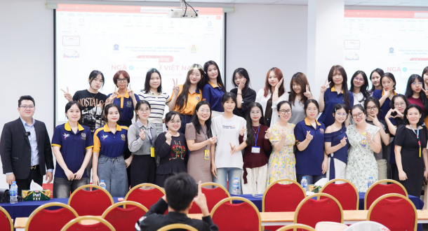 Trường Đại học Gia Định tổ chức hội thảo chuyên đề ý nghĩa chào mừng 95 năm Ngày Phụ nữ Việt Nam