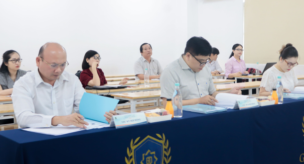 Cần lộ trình hài hòa để tránh "Cú sốc" cho các trường và áp lực lên giảng viên, thạc sĩ 