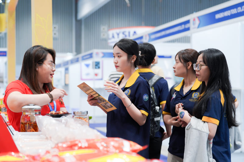 học Quản trị Kinh doanh có dễ xin việc không