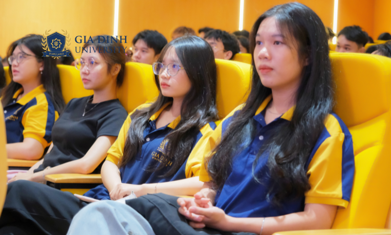 xu hướng việc làm ngành Thương mại Điện tử 2026